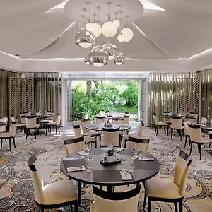 Hilton Park **** München